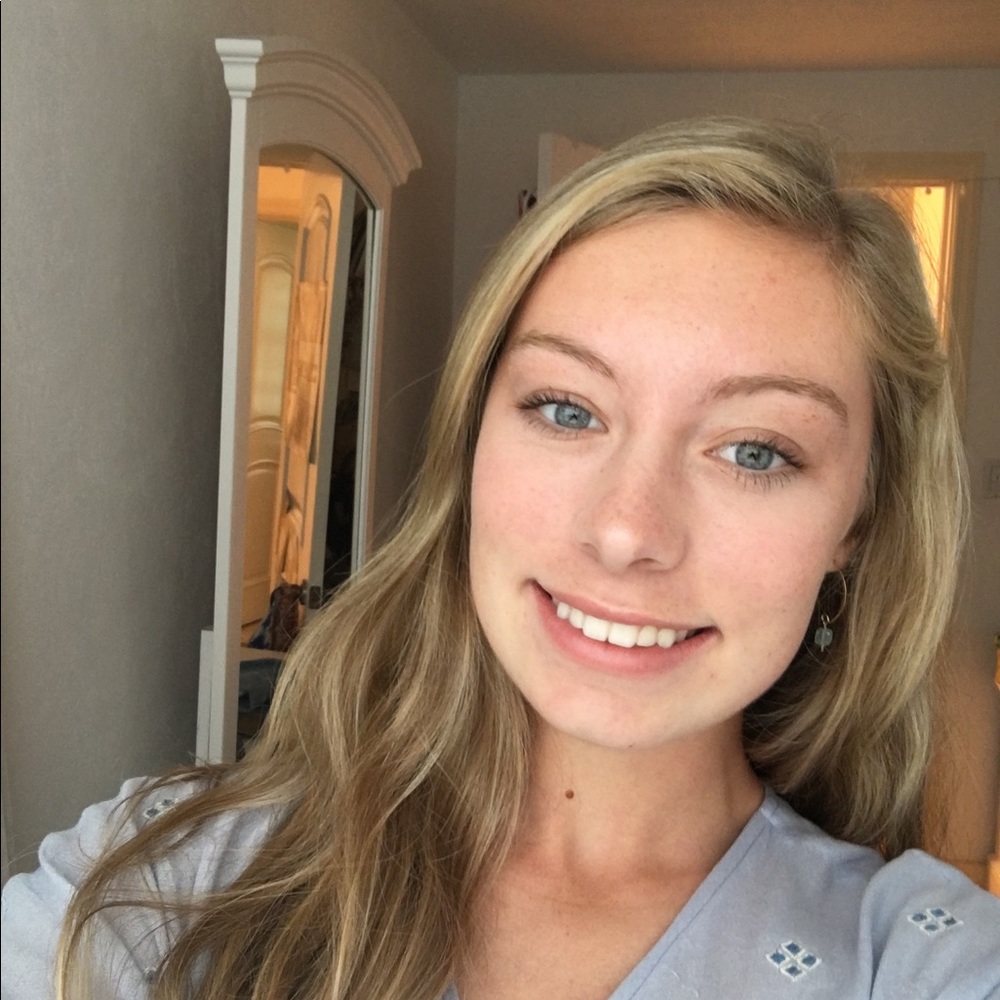 Meet your Posher, Ashley